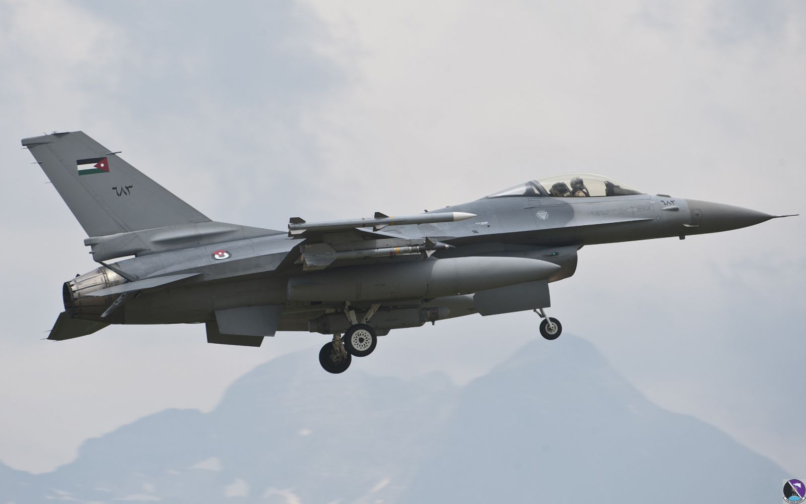 aviano june 02  2011 saif51 f 16a 683 6thsquadron al azraq ab  jordan rtb